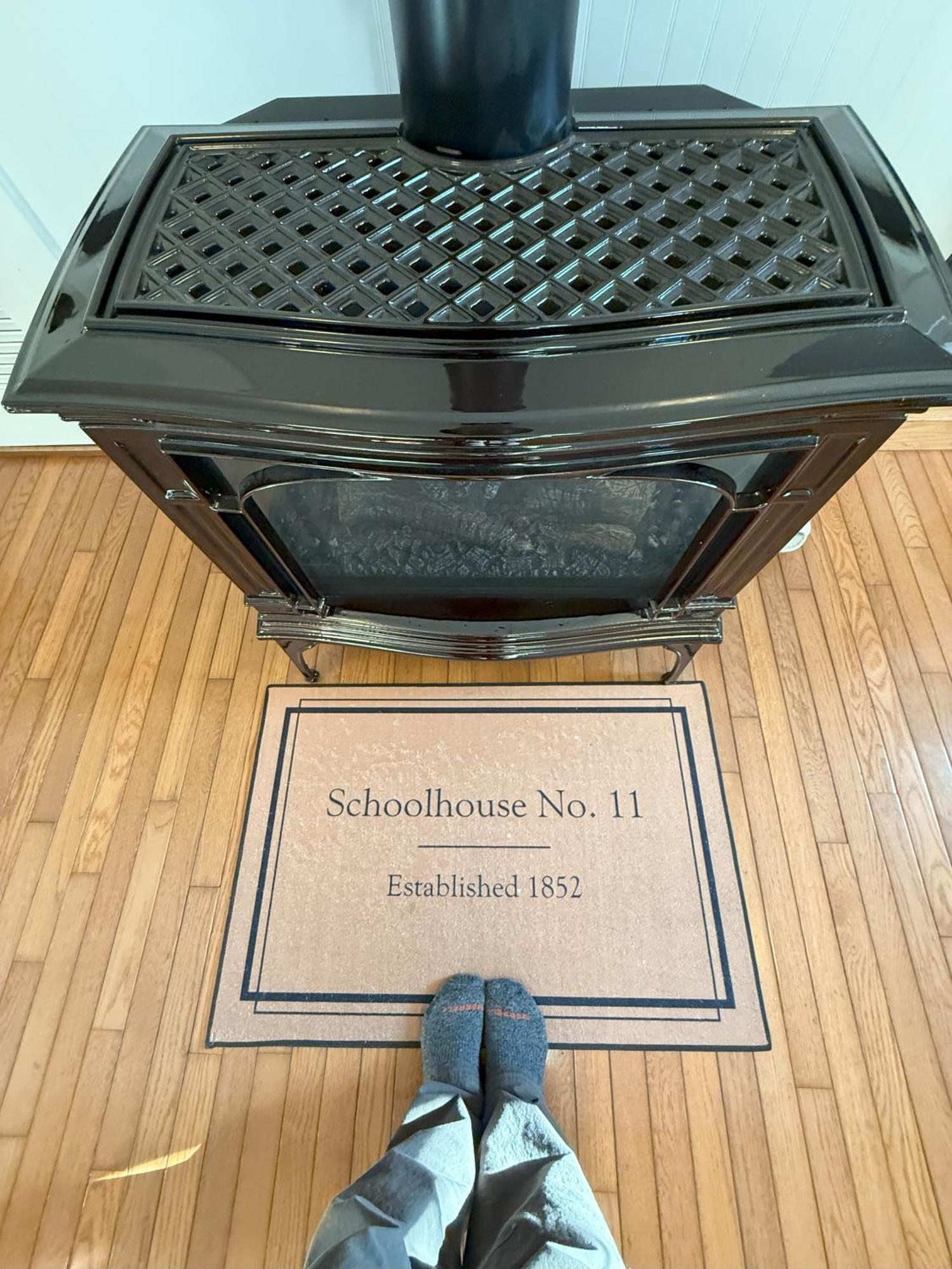 Schoolhouse No. 11 * Hudson Valley Upstate Getaway *